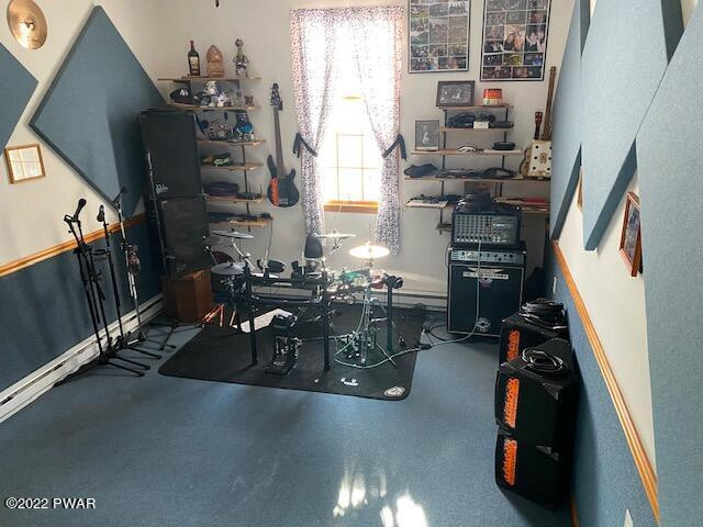 877 Lockville Road Dallas, PA 18612 - Photo 15 of 51
