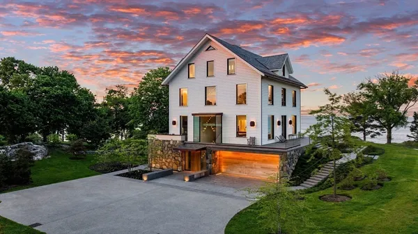 $21,000,000 | 20 Crowninshield Road, Marblehead, MA 01945