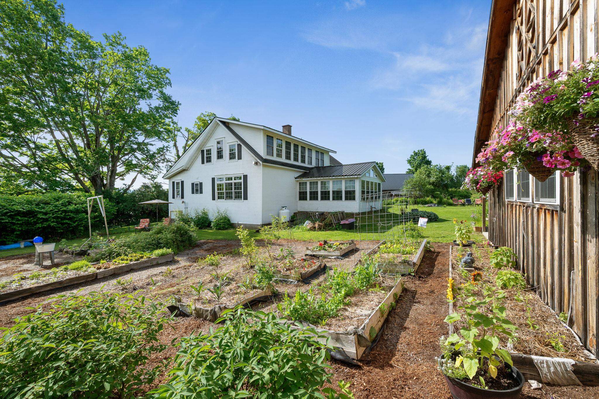 766 Swamp Road Fairfield, VT 05455 - Photo 4 of 60