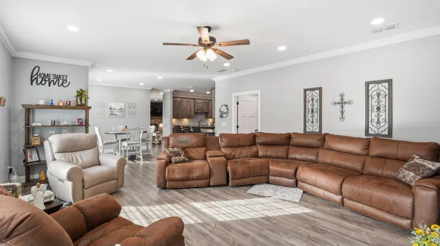 $895,000 | 667 Pete Sain Road, Manchester, TN 37355