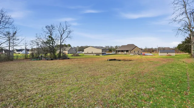 $895,000 | 667 Pete Sain Road, Manchester, TN 37355