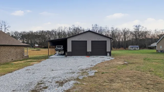 $895,000 | 667 Pete Sain Road, Manchester, TN 37355
