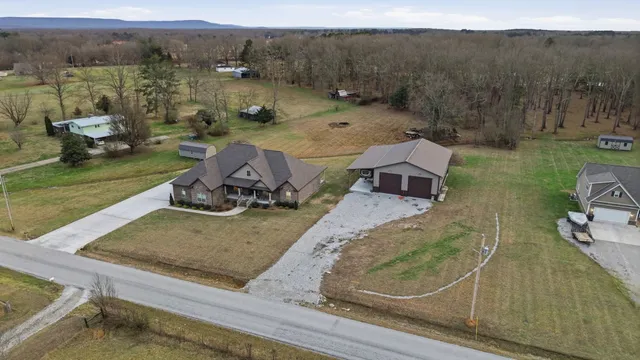 $895,000 | 667 Pete Sain Road, Manchester, TN 37355