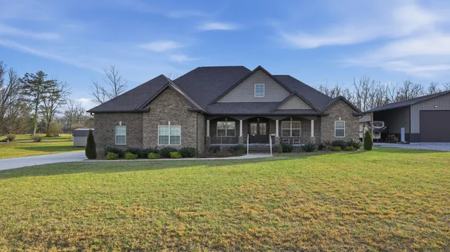 $895,000 | 667 Pete Sain Road, Manchester, TN 37355