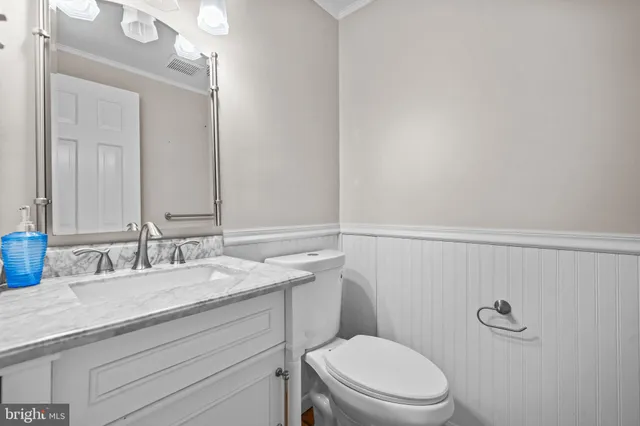 $3,800 | 7819 Freehollow Drive, Falls Church, VA 22042