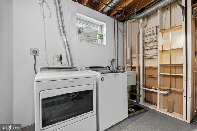 $3,800 | 7819 Freehollow Drive, Falls Church, VA 22042