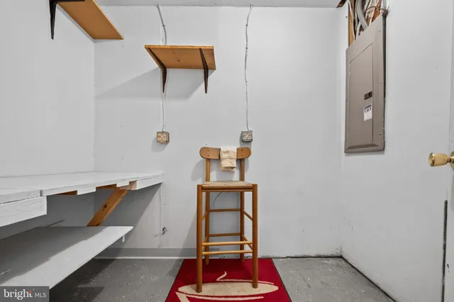 $3,800 | 7819 Freehollow Drive, Falls Church, VA 22042