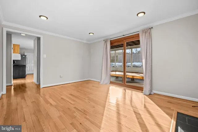 $3,800 | 7819 Freehollow Drive, Falls Church, VA 22042