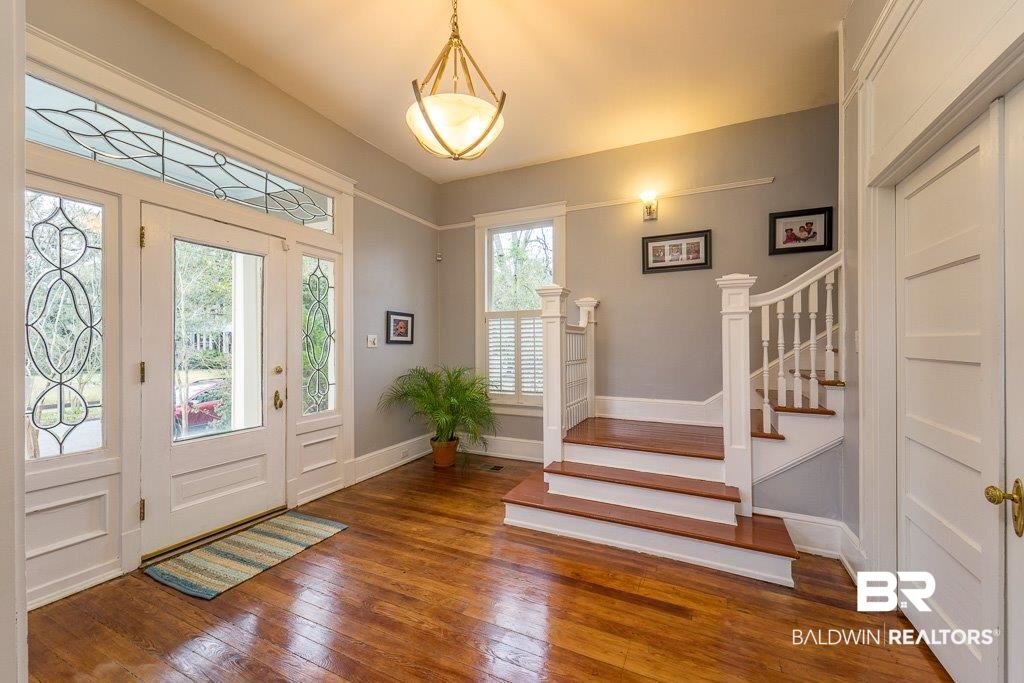 261 Rapier Avenue Mobile, AL 36604 - Photo 3 of 21