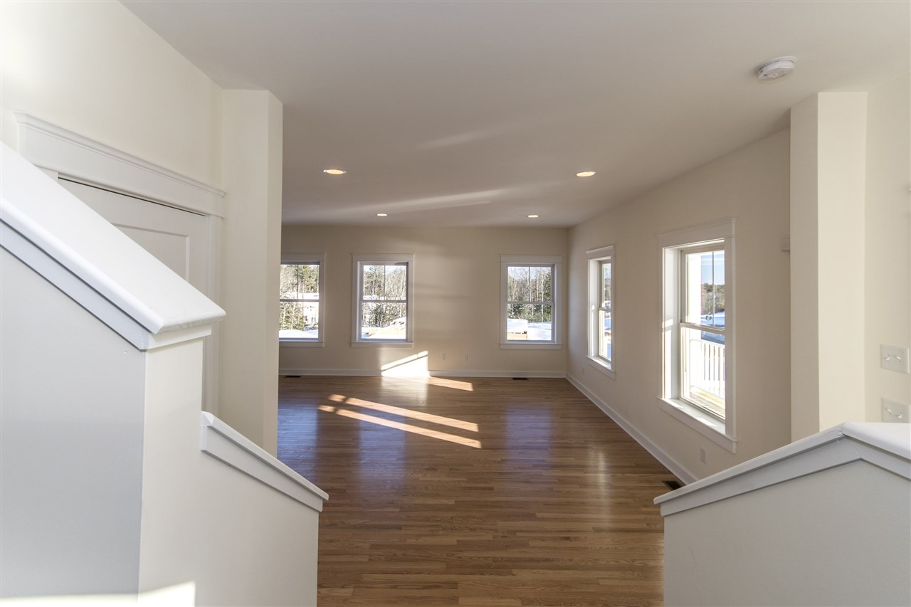 101 Fillmore Boulevard Rochester, NH 03867 - Photo 17 of 40