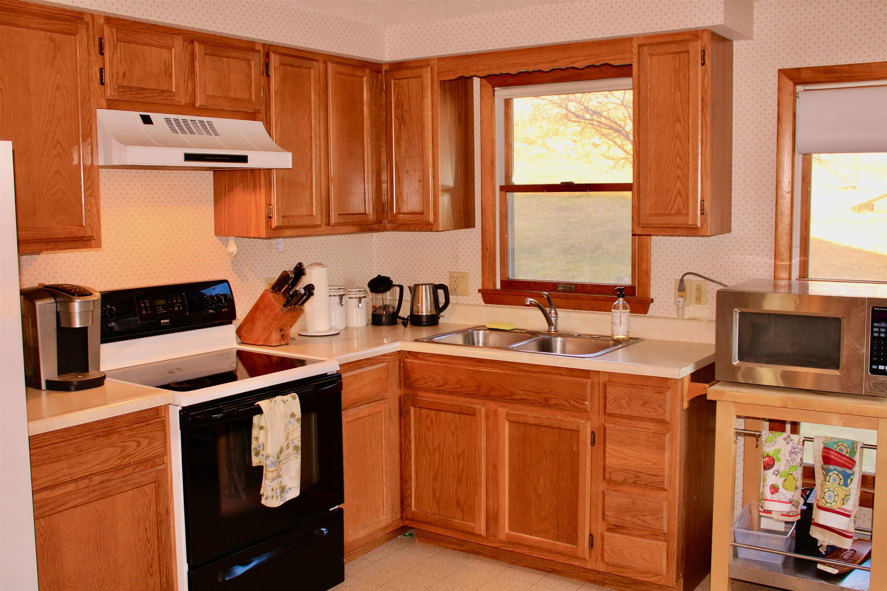 2191 Arnold District Road Brandon, VT 05733 - Photo 6 of 26 Gallery Image 6