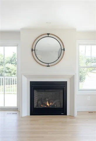 $1,250,000 | 10 Mt Hope Avenue, Portsmouth, RI 02871