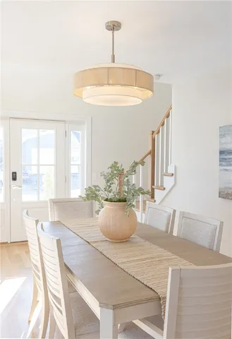 $1,250,000 | 10 Mt Hope Avenue, Portsmouth, RI 02871