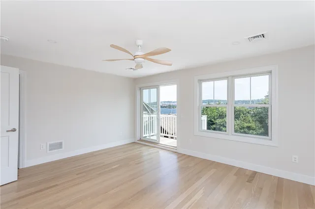 $1,250,000 | 10 Mt Hope Avenue, Portsmouth, RI 02871