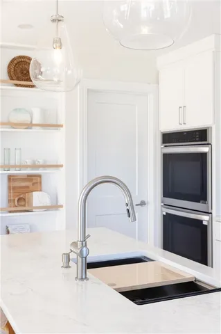 $1,250,000 | 10 Mt Hope Avenue, Portsmouth, RI 02871