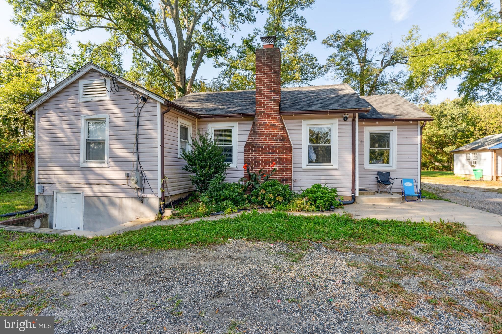 8502 Adelphi Road Adelphi, MD 20783 - Photo 2 of 48