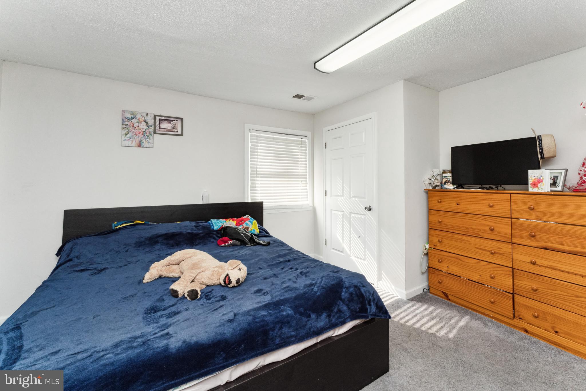 8502 Adelphi Road Adelphi, MD 20783 - Photo 21 of 48