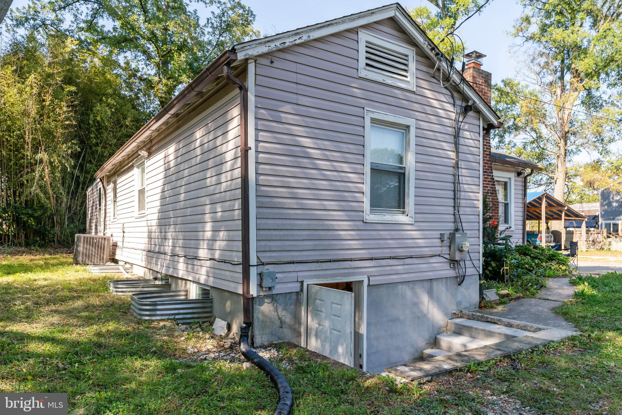 8502 Adelphi Road Adelphi, MD 20783 - Photo 3 of 48