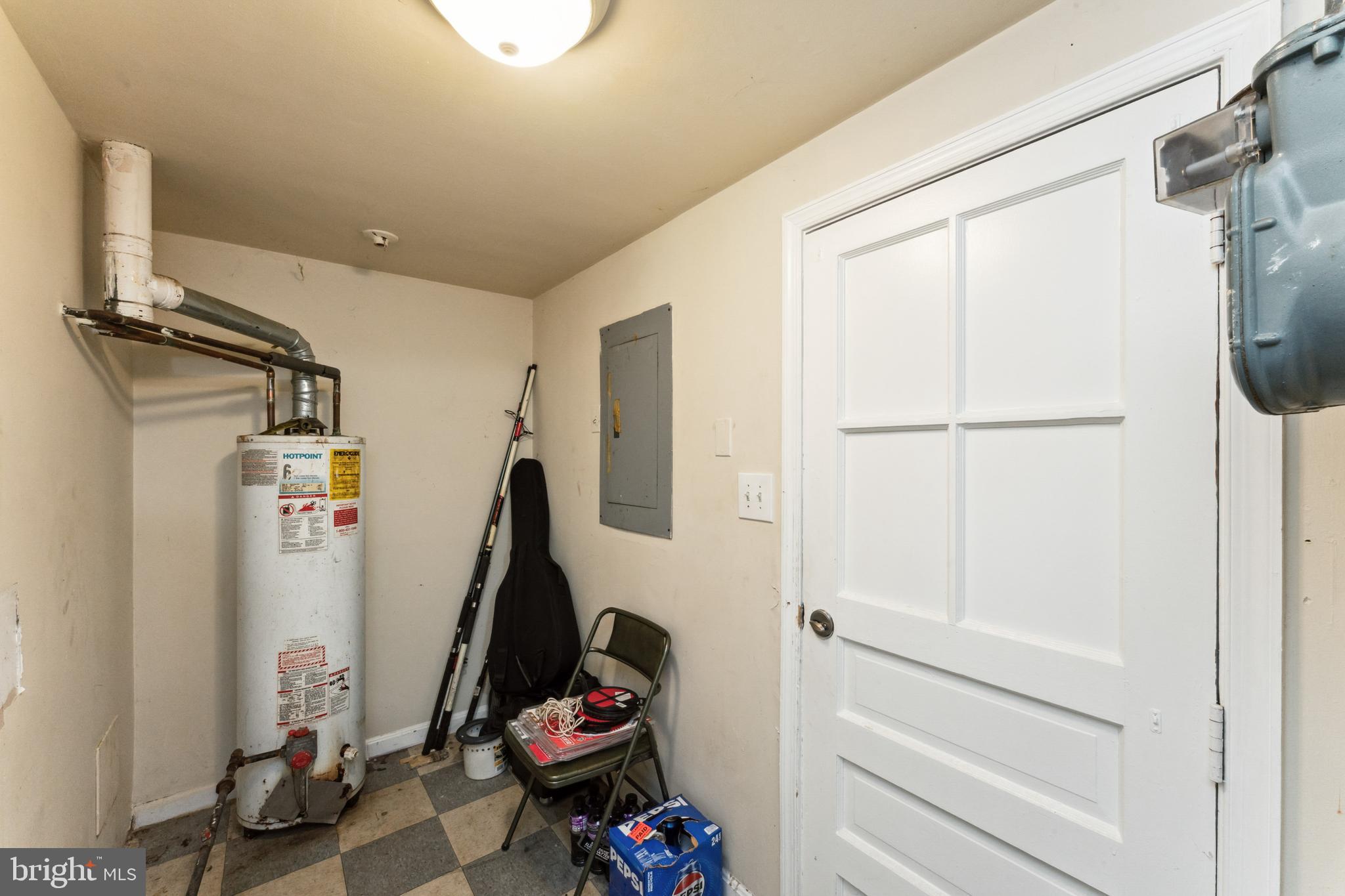 8502 Adelphi Road Adelphi, MD 20783 - Photo 40 of 48