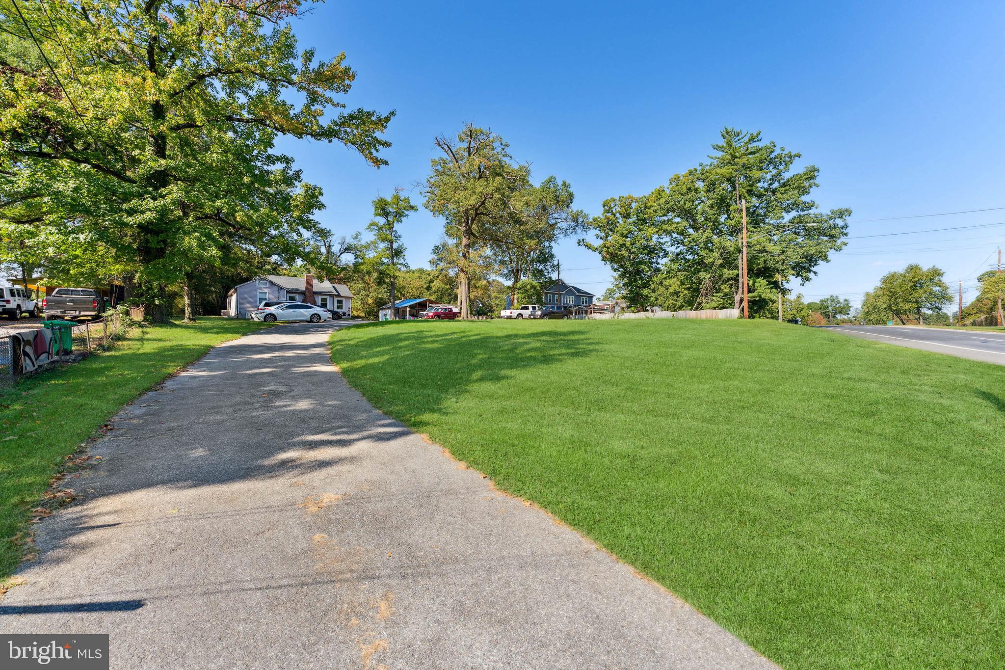 8502 Adelphi Road Adelphi, MD 20783 - Photo 4 of 48