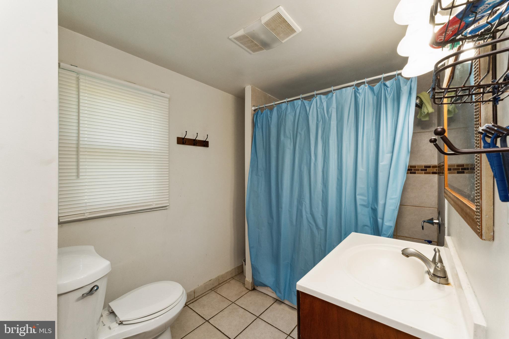 8502 Adelphi Road Adelphi, MD 20783 - Photo 41 of 48