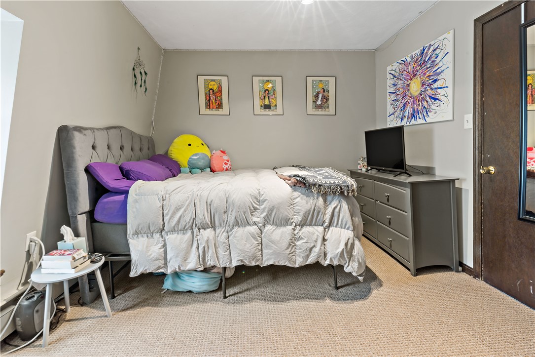 4 Fish Road Tiverton, RI 02878 - Photo 13 of 37
