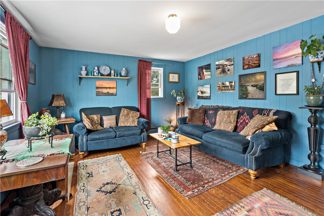 4 Fish Road Tiverton, RI 02878 - Photo 23 of 37