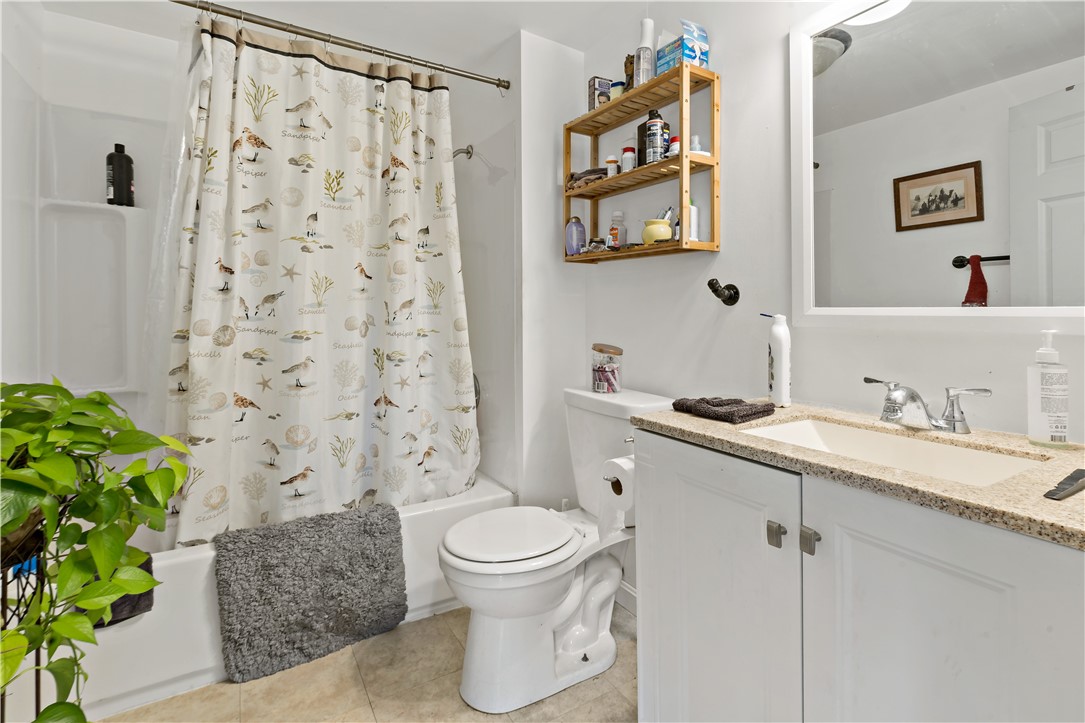 4 Fish Road Tiverton, RI 02878 - Photo 27 of 37