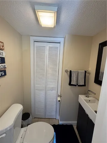 $399,900 | 18 Palmer Circle, Hopkinton, RI 02832