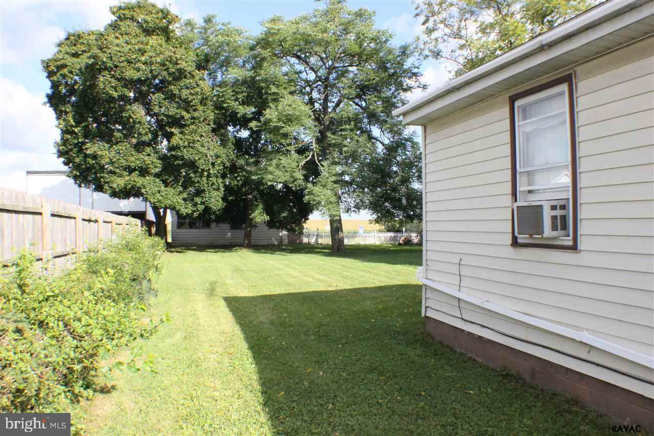 5145 West Canal Road Dover, PA 17315 - Photo 4 of 9 Gallery Image 4