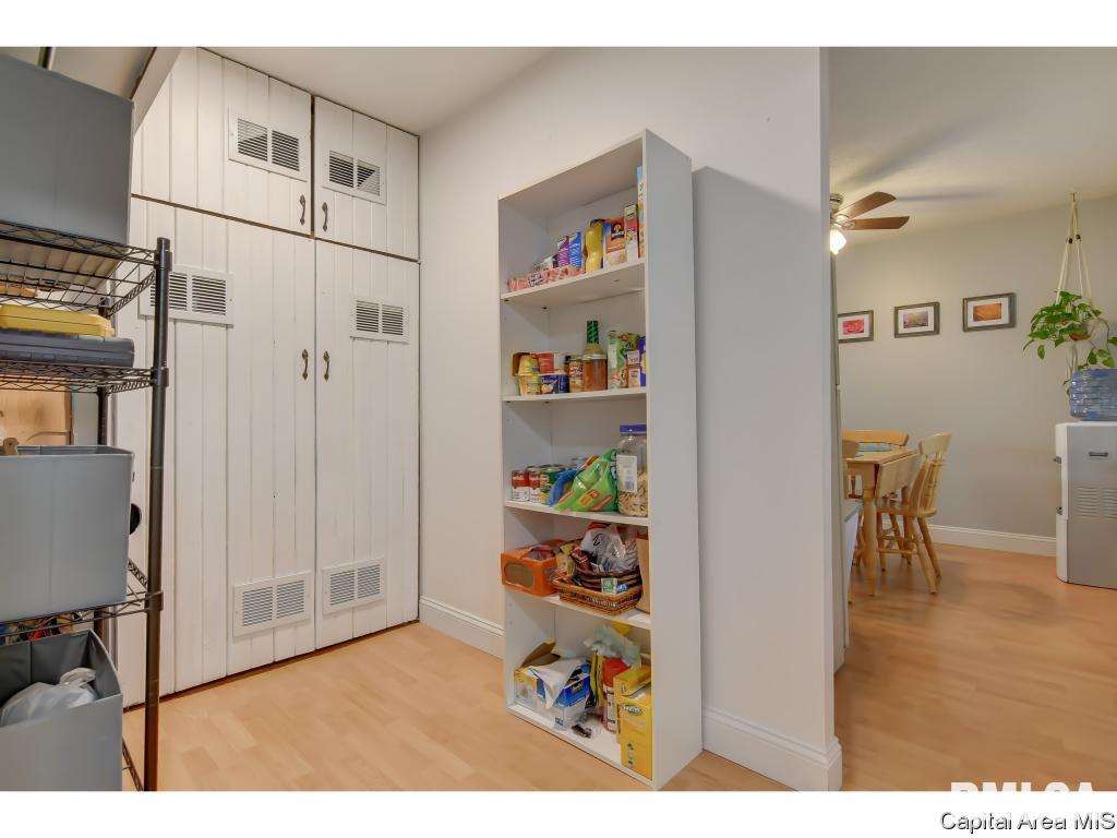 305 Parkview Drive Rochester, IL 62563 - Photo 13 of 25 Gallery Image 13