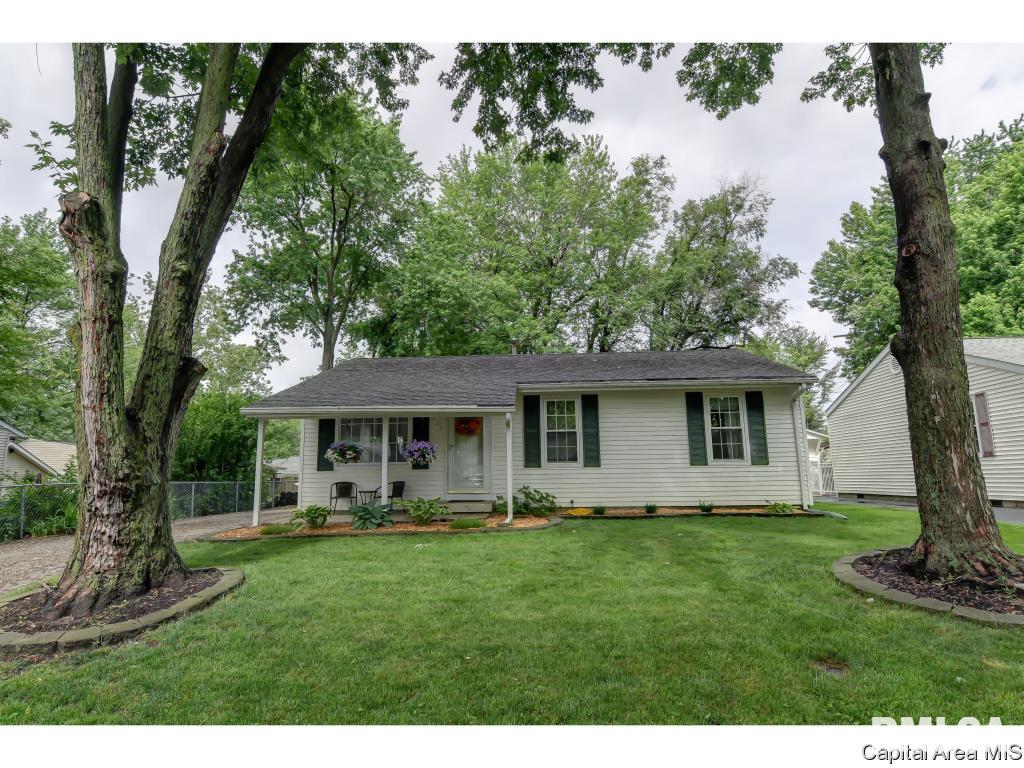 305 Parkview Drive Rochester, IL 62563 - Photo 3 of 25 Gallery Image 3