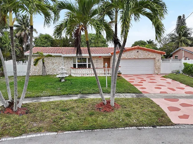$535,000 | 3241 Northwest 40th Street, Lauderdale Lakes, FL 33309