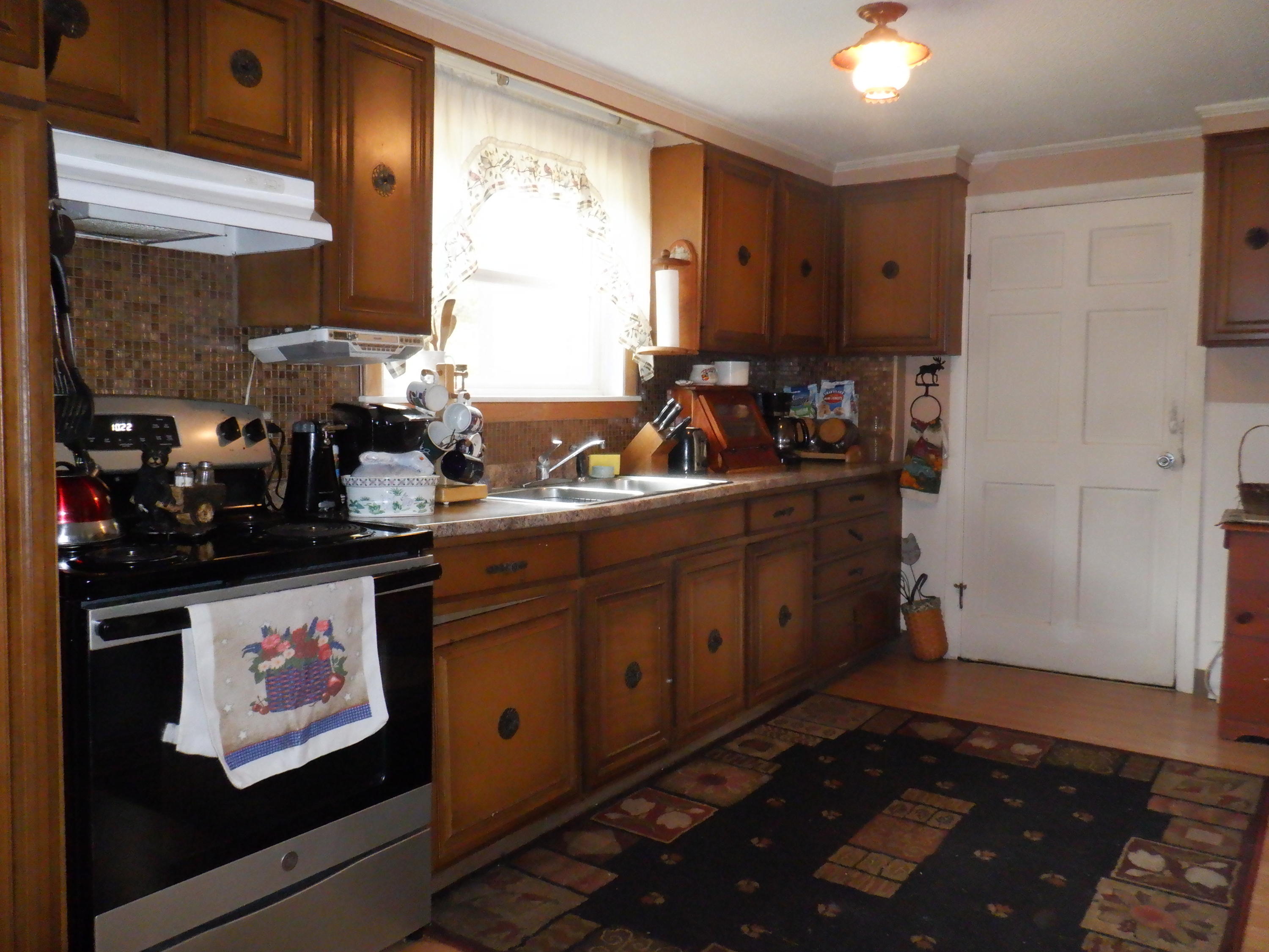 81 Norton Road Limerick, ME 04048 - Photo 3 of 42 Kitchen