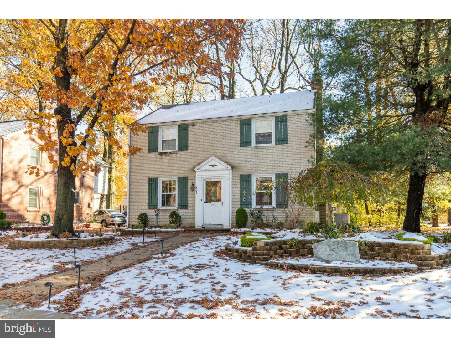 261 Rambling Way Springfield, PA 19064 - Photo 2 of 21 Exterior Front
