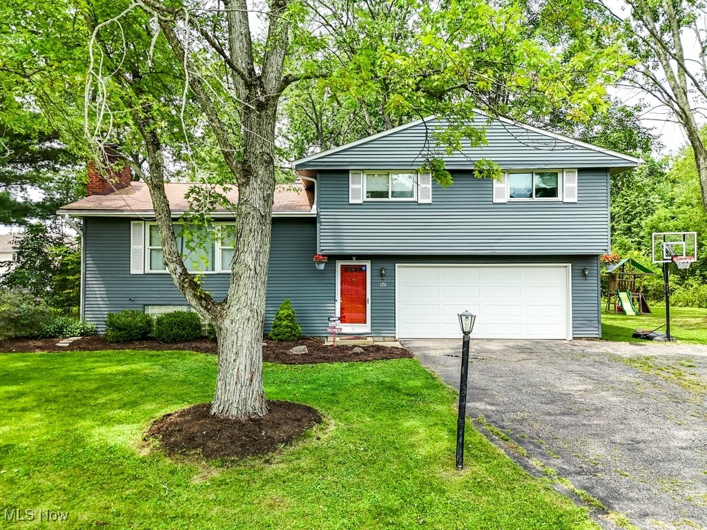 120 North Oakmont Road Northfield, OH 44067 - Photo 1 of 30