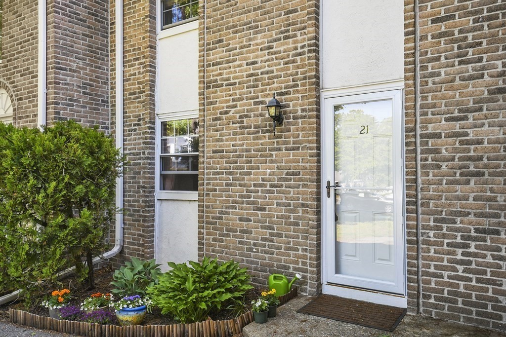 75 Sandy Pond Road, Unit 21 Ayer, MA 01432 - Photo 2 of 23