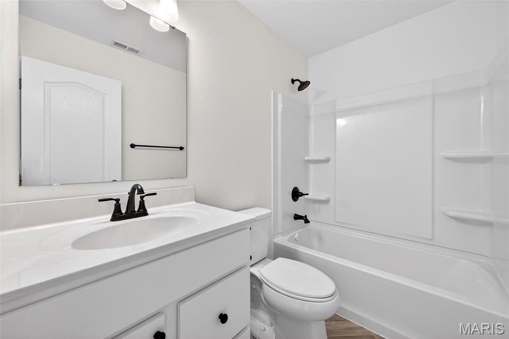 210 Newal Way O'Fallon, MO 63368 - Photo 32 of 53