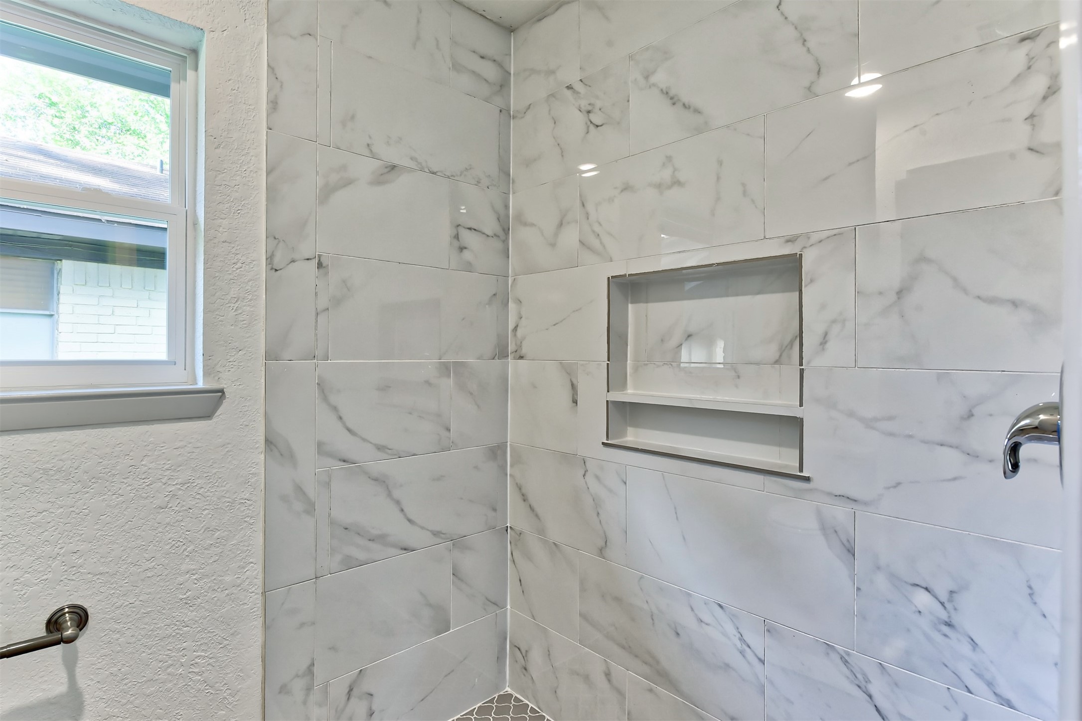23118 Whispering Willow Drive Spring, TX 77373 - Photo 29 of 37 a bathroom with a shower