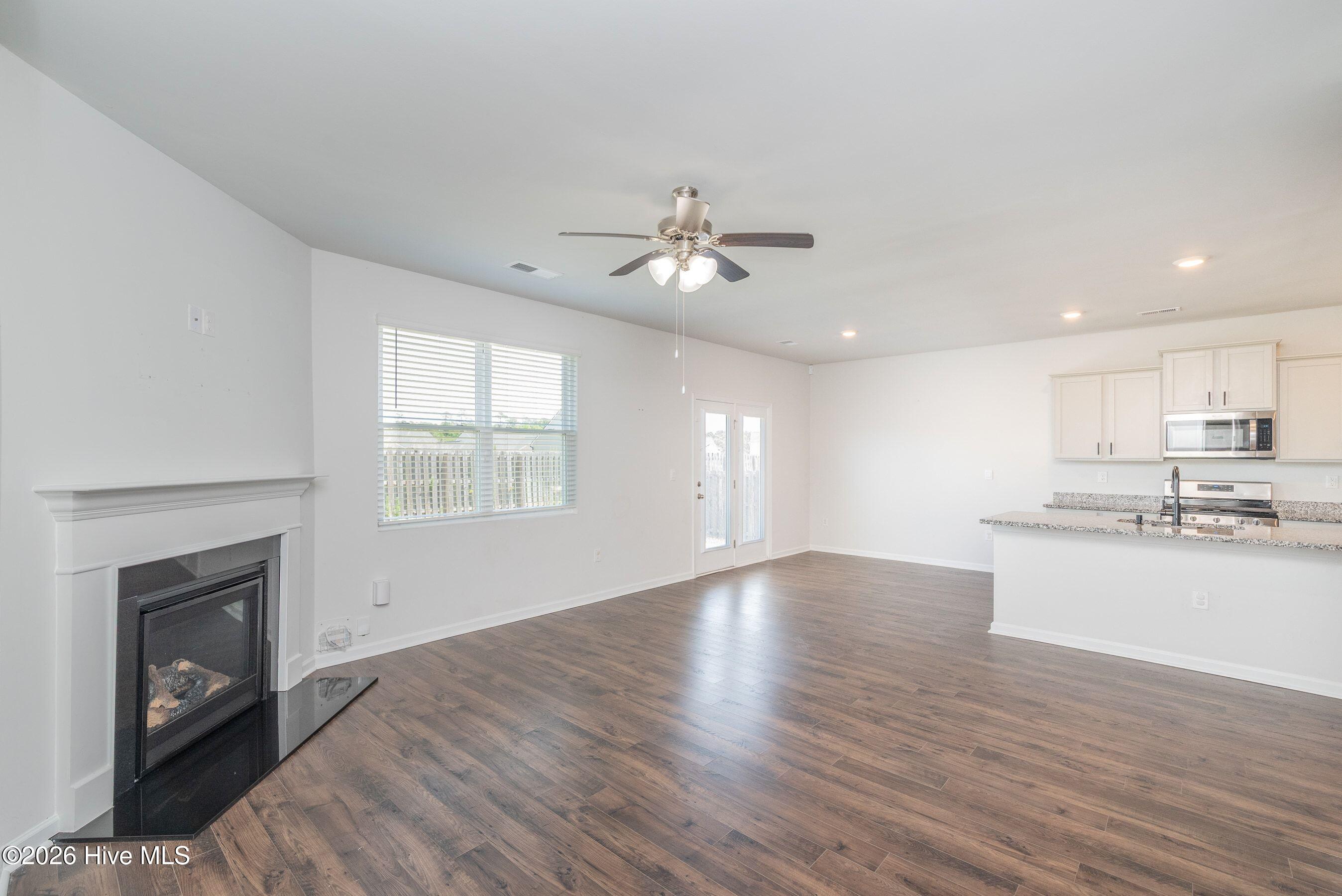 511 Myrtle Crest Grovetown, GA 30813 - Photo 8 of 36 023_511_myrtle_ct_023_896