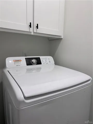 a close up view of washer and dryer