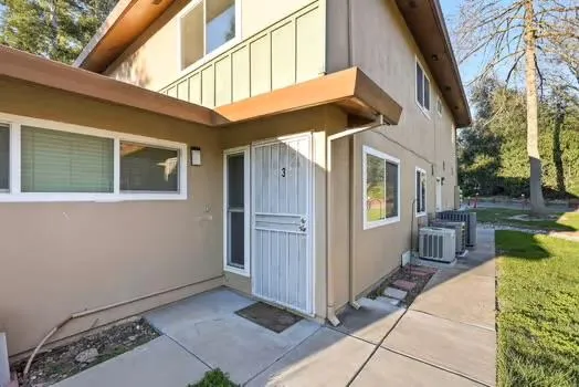 $230,000 | 5122 Rhode Island Drive, Unit 3, Sacramento, CA 95841