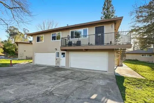 $230,000 | 5122 Rhode Island Drive, Unit 3, Sacramento, CA 95841