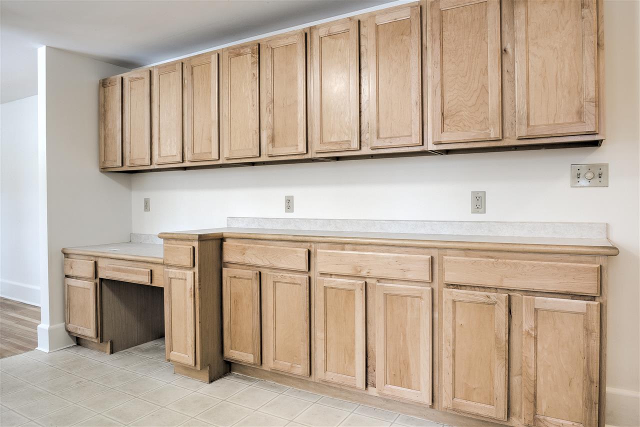 31 Robbins Road Keene, NH 03431 - Photo 8 of 25
