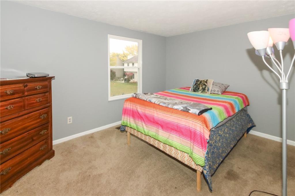 8365 Castle Ridge Lane Indianapolis, IN 46256 - Photo 15 of 22 Gallery Image 15