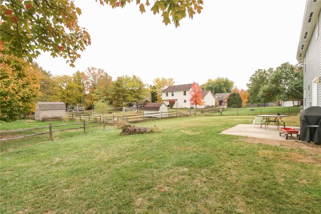 8365 Castle Ridge Lane Indianapolis, IN 46256 - Photo 20 of 22 Gallery Image 20