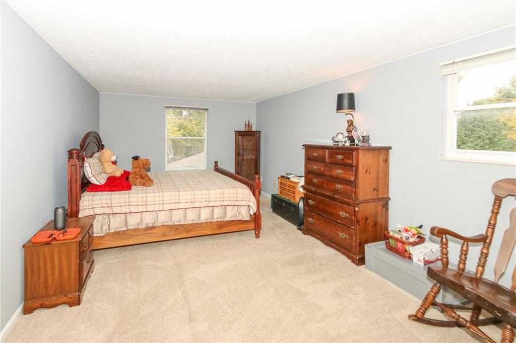 8365 Castle Ridge Lane Indianapolis, IN 46256 - Photo 9 of 22 Gallery Image 9