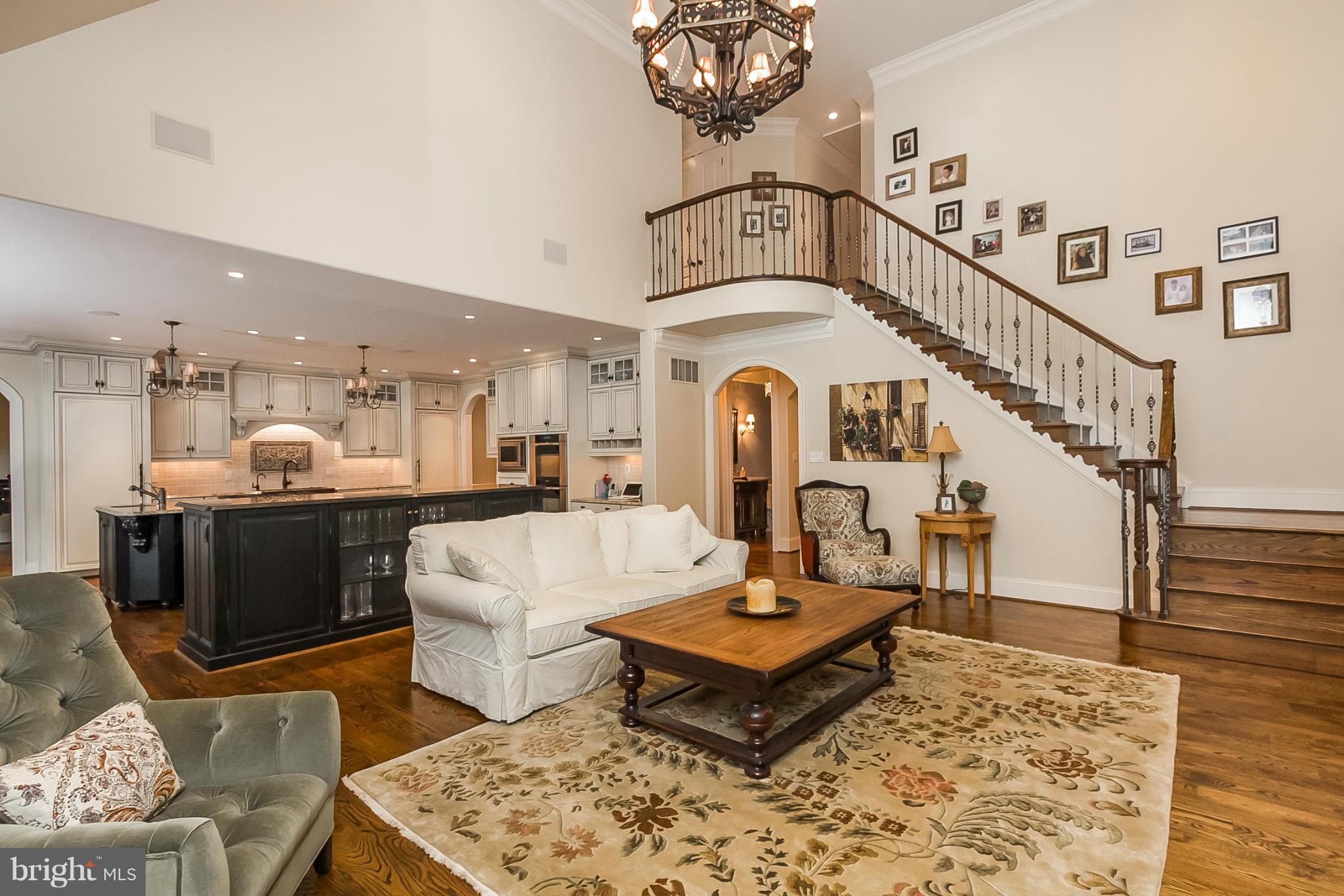 1825 Ridge Road Reisterstown, MD 21136 - Photo 11 of 30 Living Room