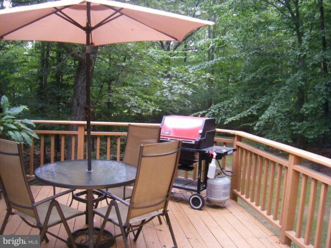 4732 Wilkerson Road Brandywine, MD 20613 - Photo 17 of 18 Deck