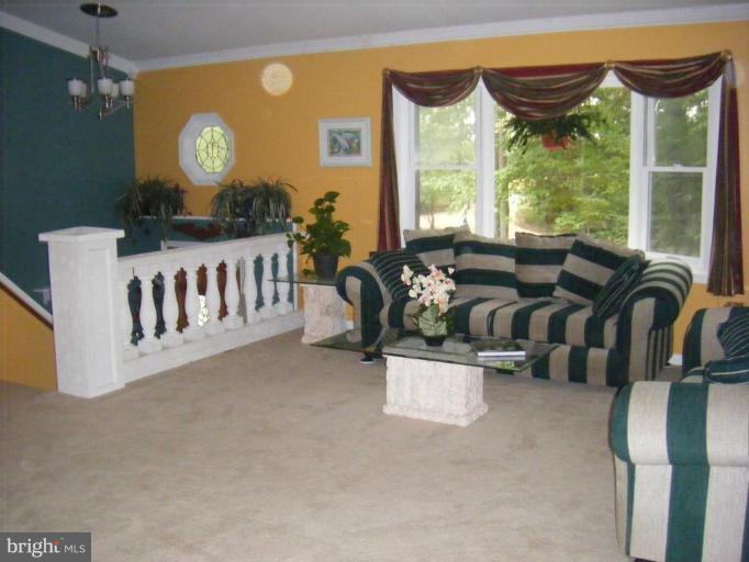 4732 Wilkerson Road Brandywine, MD 20613 - Photo 9 of 18 Living Room